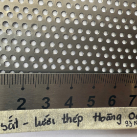 Tôn Lỗ ô 2li dày 4 zem 