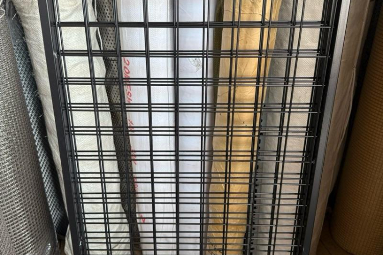 Lưới Có Khung Kích Thước 1Mx1M Ô 5 Phân 3li5 Hộp 16 